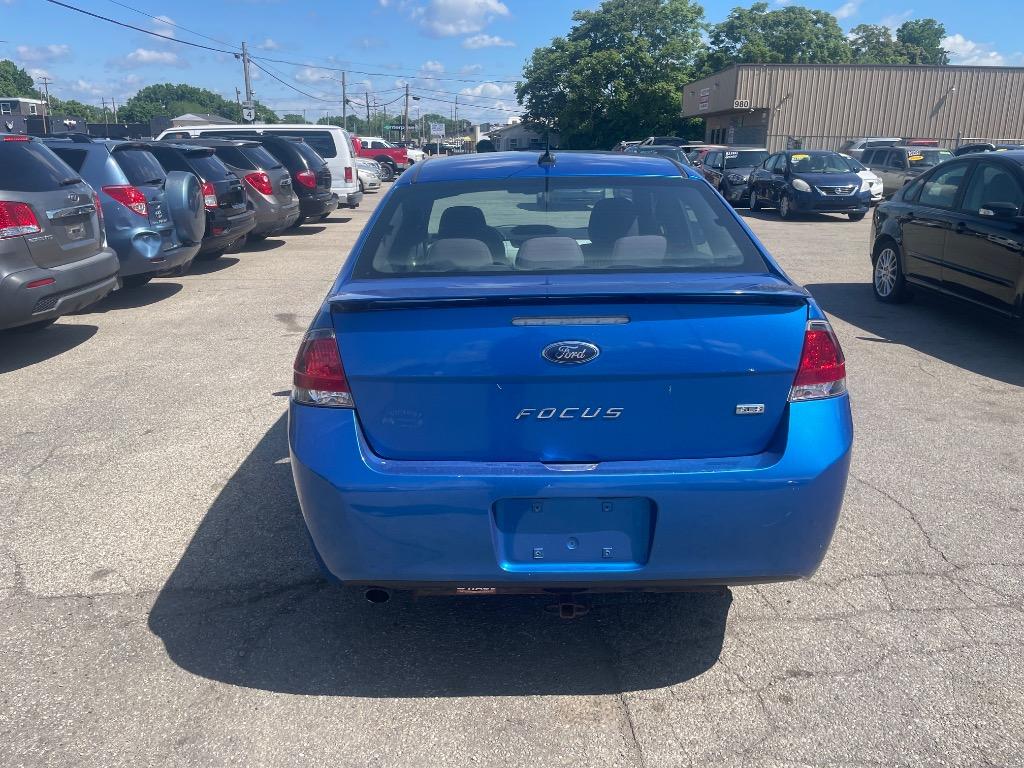 2011 Ford Focus Sport SES photo
