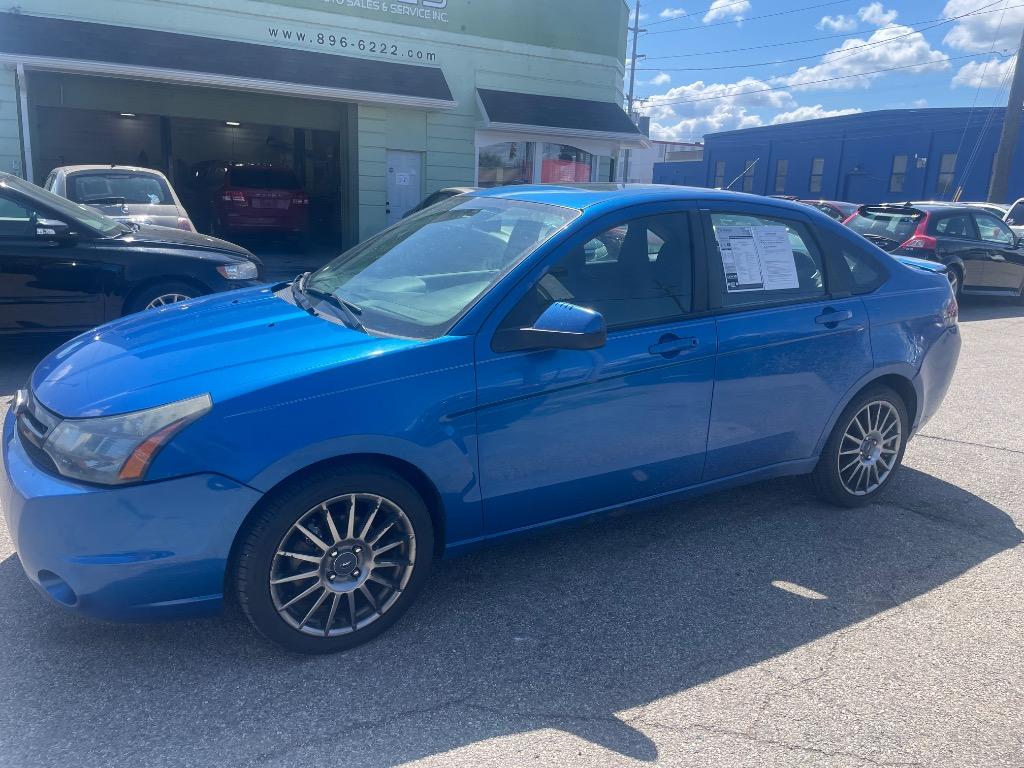 2011 Ford Focus Sport SES photo