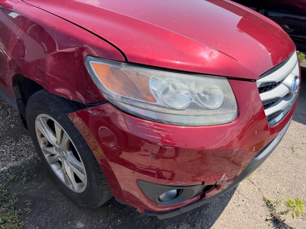 2012 Hyundai Santa Fe - $1,900