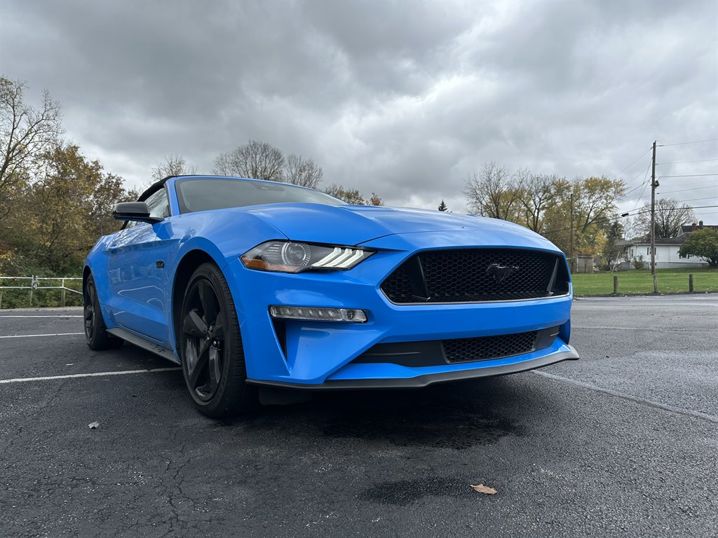 2022 Ford Mustang GT Premium photo