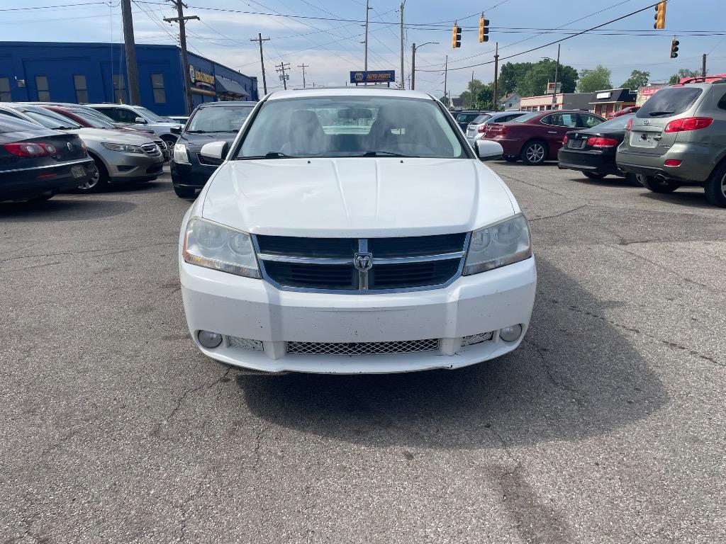 2010 Dodge Avenger R/T photo
