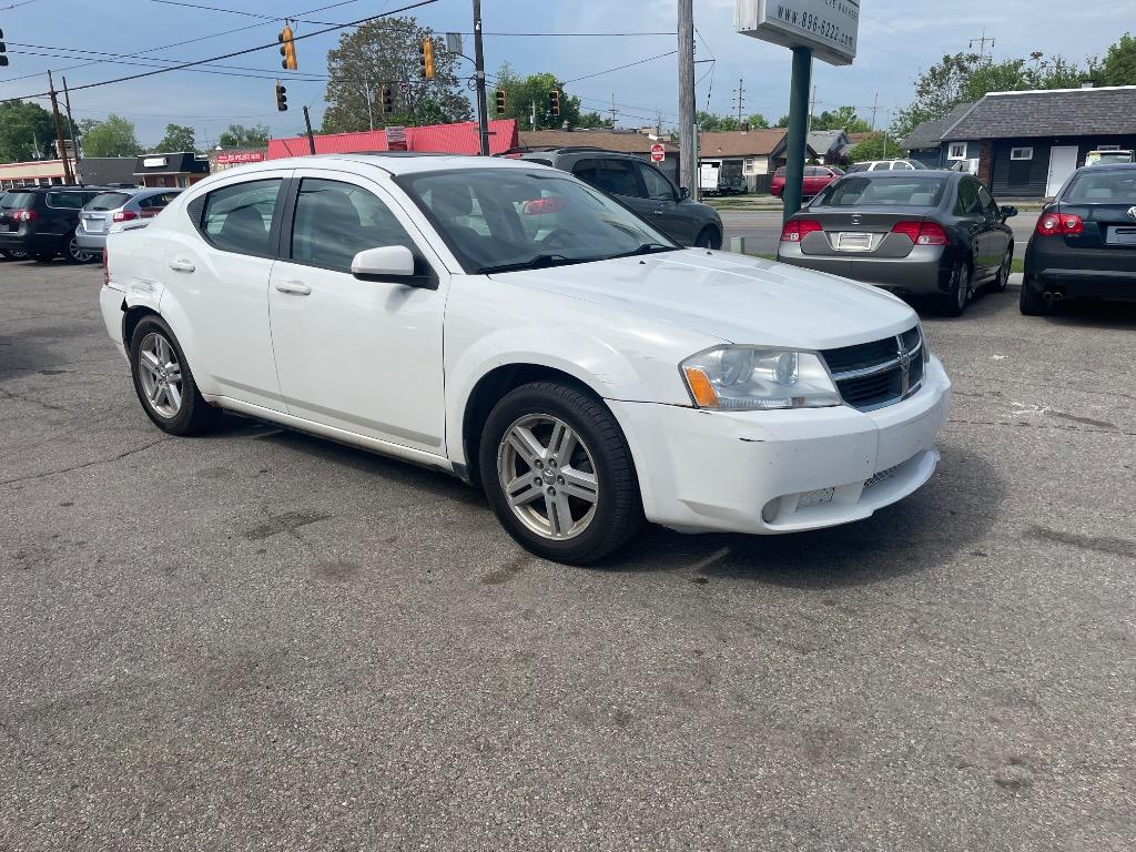 2010 Dodge Avenger R/T photo