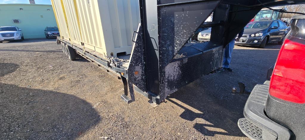 2013 Maxey Gooseneck - $7,500