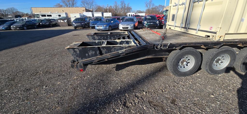 2013 Maxey Gooseneck - $7,500