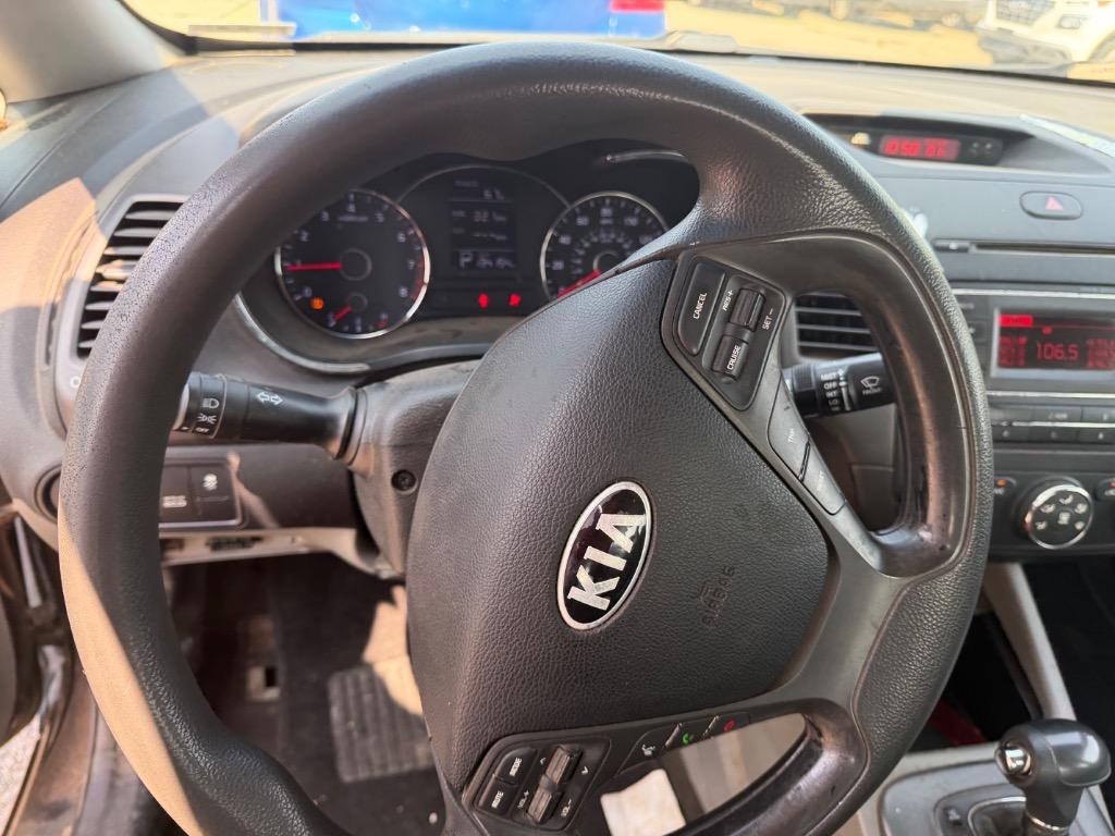 2014 Kia Forte - $2,995