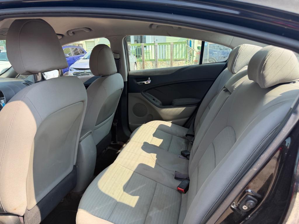 2014 Kia Forte - $2,995