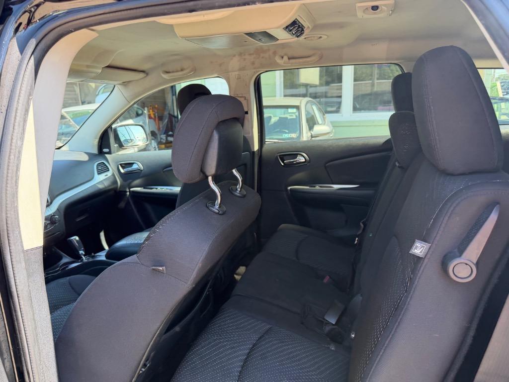 2014 Dodge Journey - $7,500