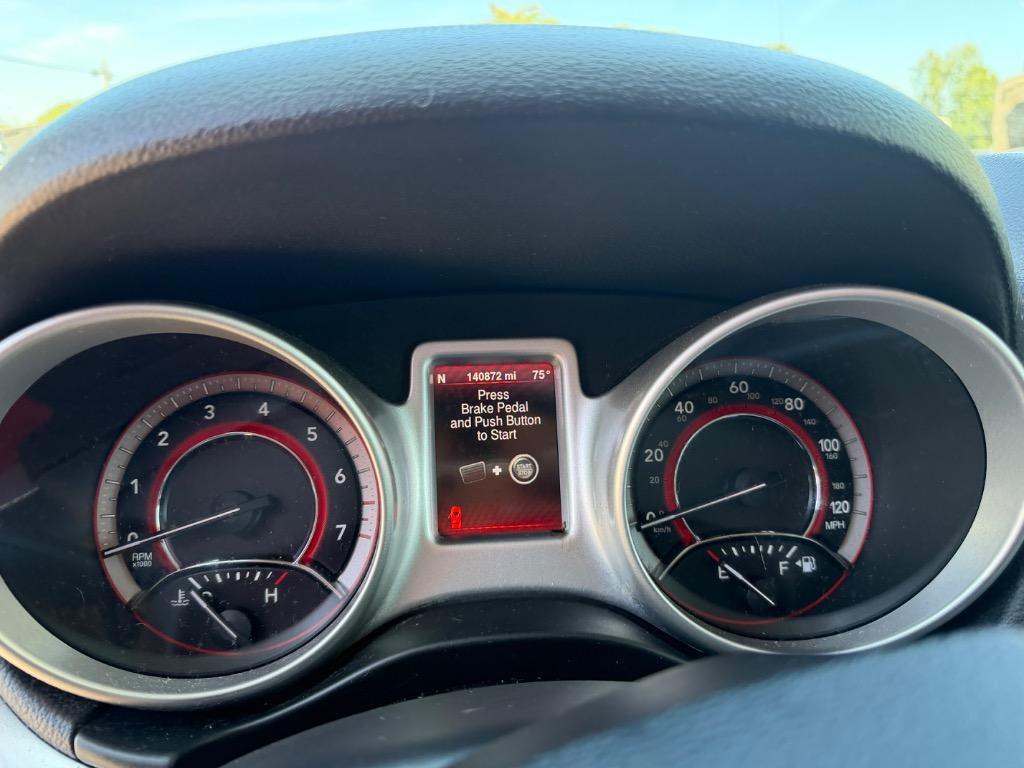 2014 Dodge Journey - $7,500