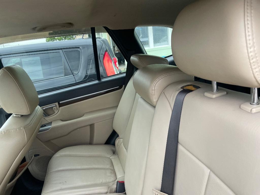 2012 Hyundai Santa Fe - $2,900