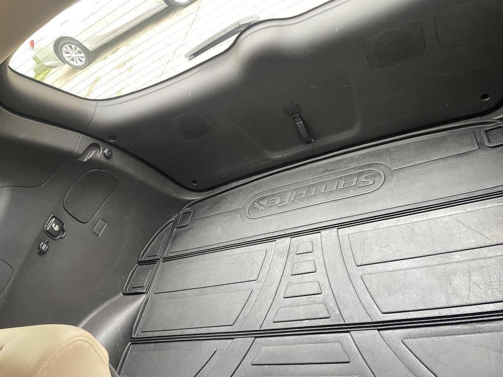 2012 Hyundai Santa Fe - $2,900