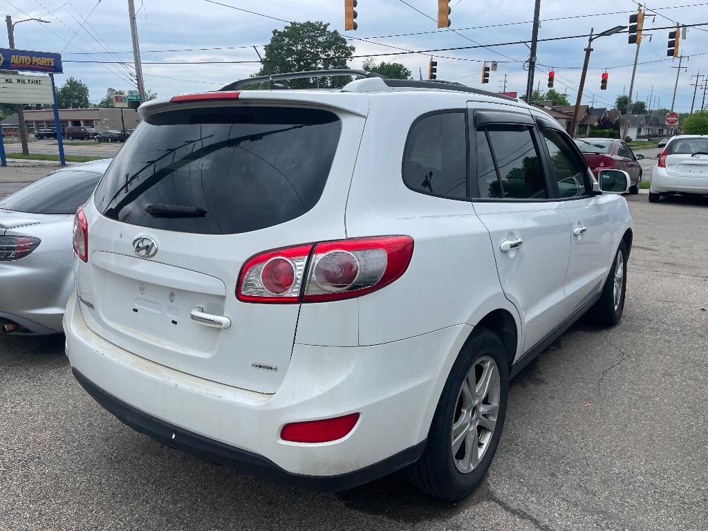 2012 Hyundai Santa Fe - $2,900