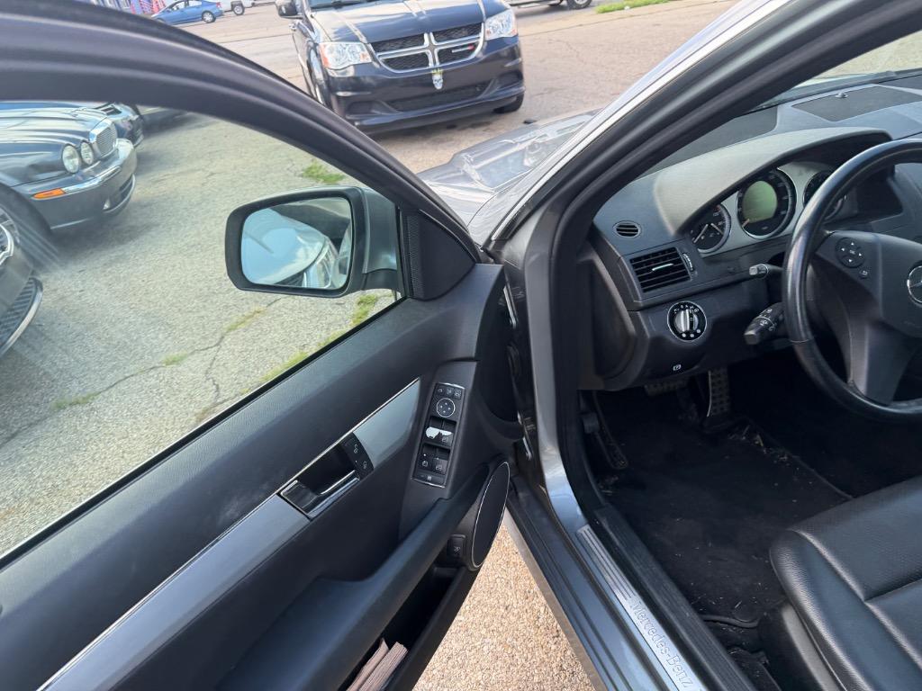2008 Mercedes-Benz C-Class - $8,500