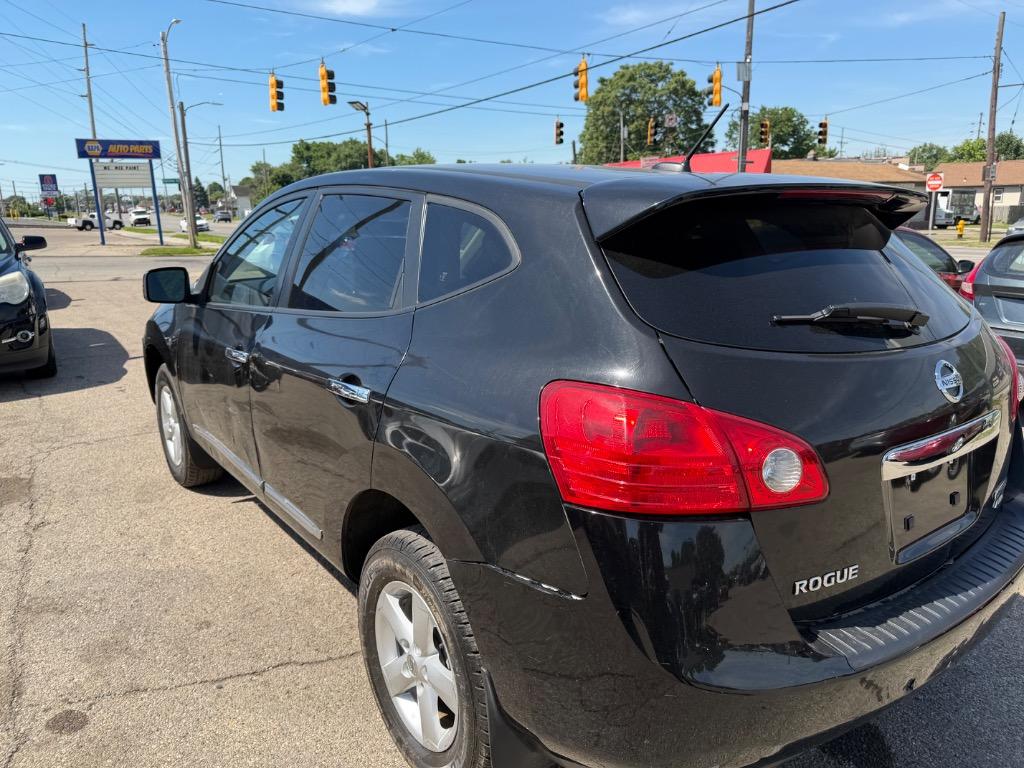 2013 Nissan Rogue - $1,500