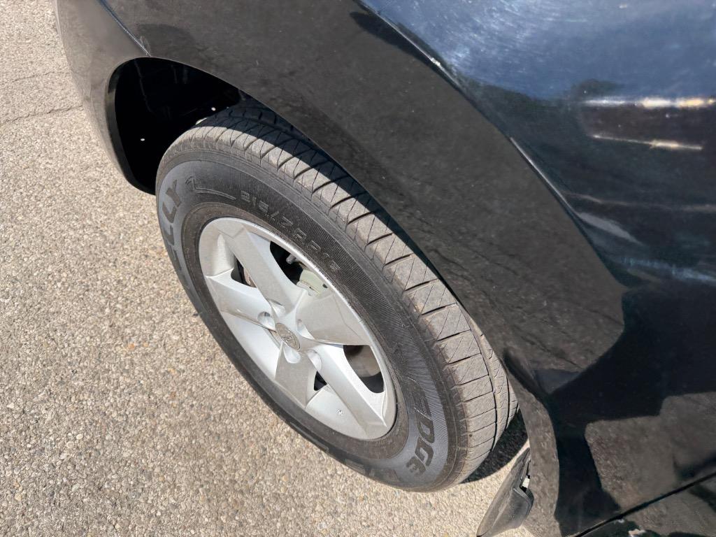2013 Nissan Rogue - $1,500