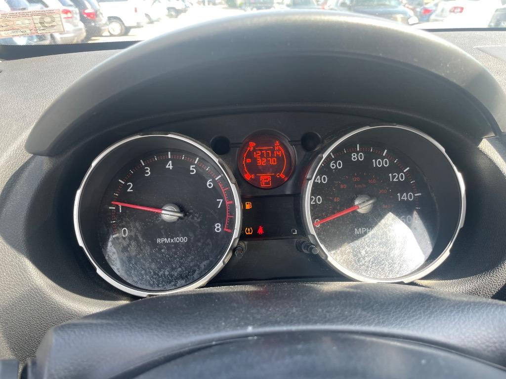 2010 Nissan Rogue S photo