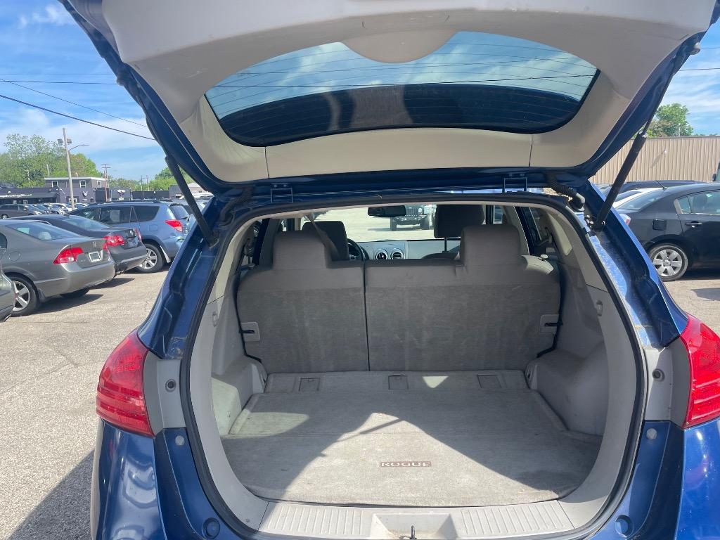 2010 Nissan Rogue S photo