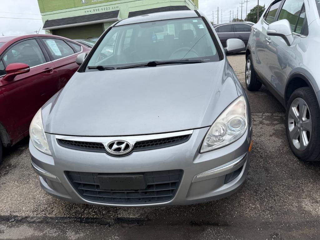 2012 Hyundai Elantra - $9,800