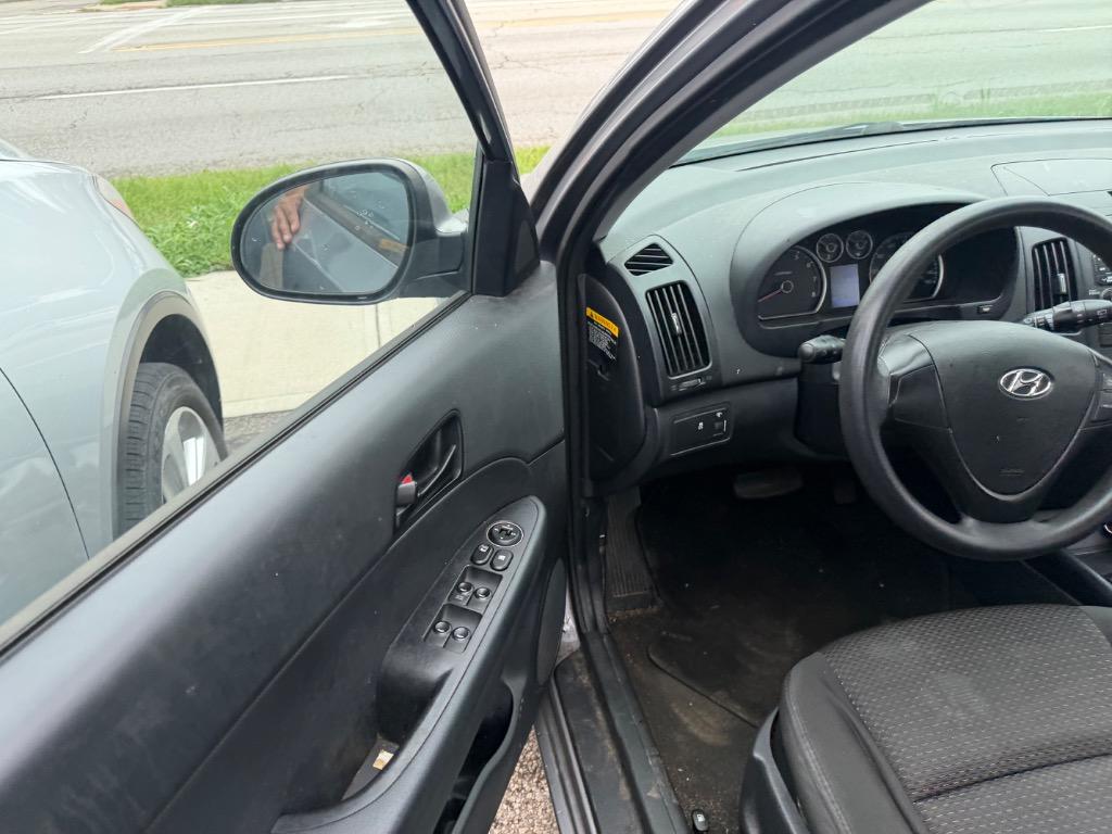 2012 Hyundai Elantra - $9,800