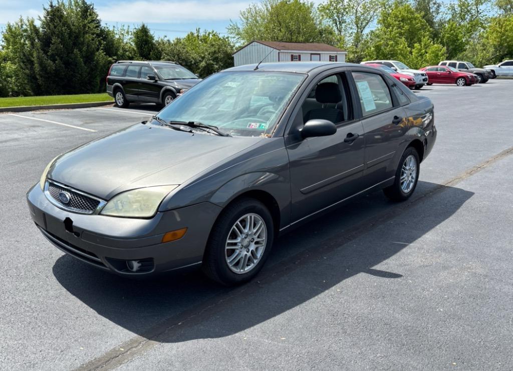 2007 Ford Focus ZX4 S photo