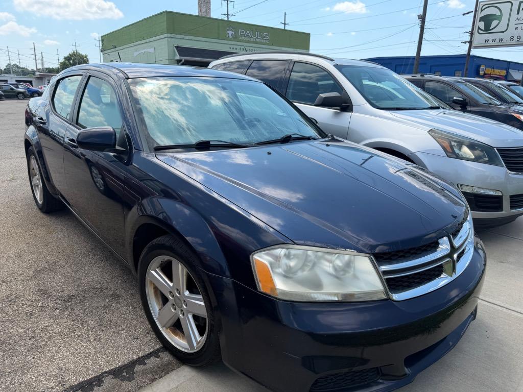 2012 Dodge Avenger - $7,995