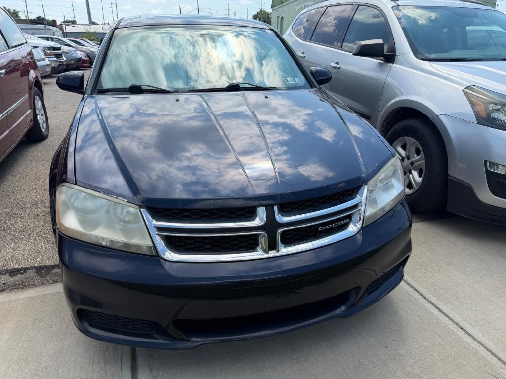 2012 Dodge Avenger - $7,995