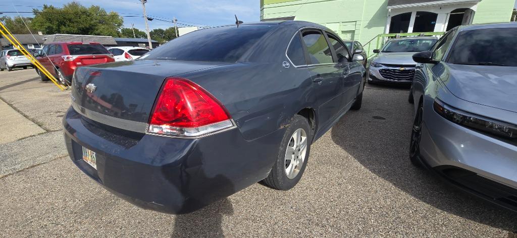 2009 Chevrolet Impala - $2,900