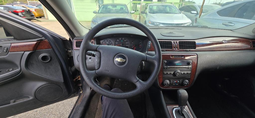 2009 Chevrolet Impala - $2,900