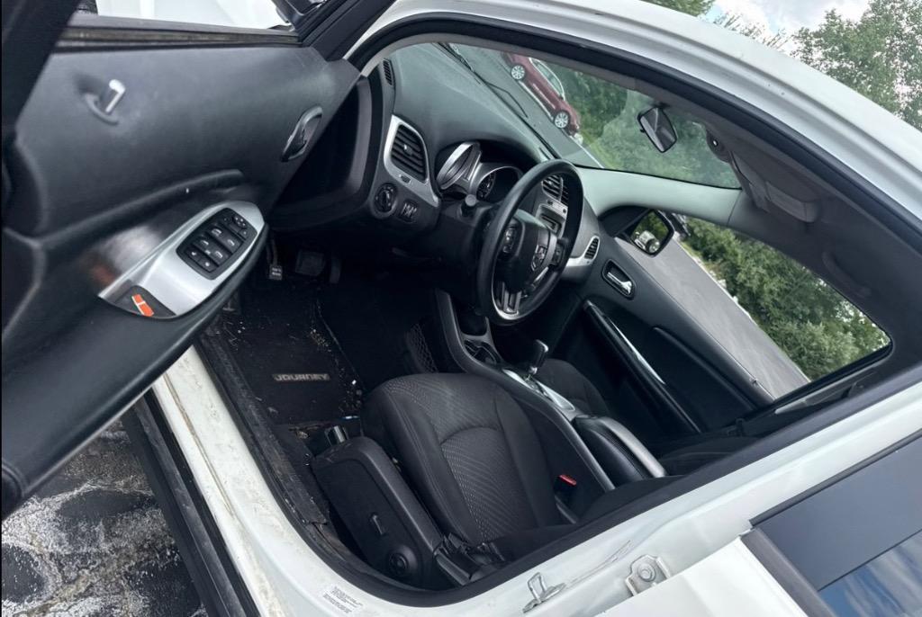 2012 Dodge Journey - $8,500