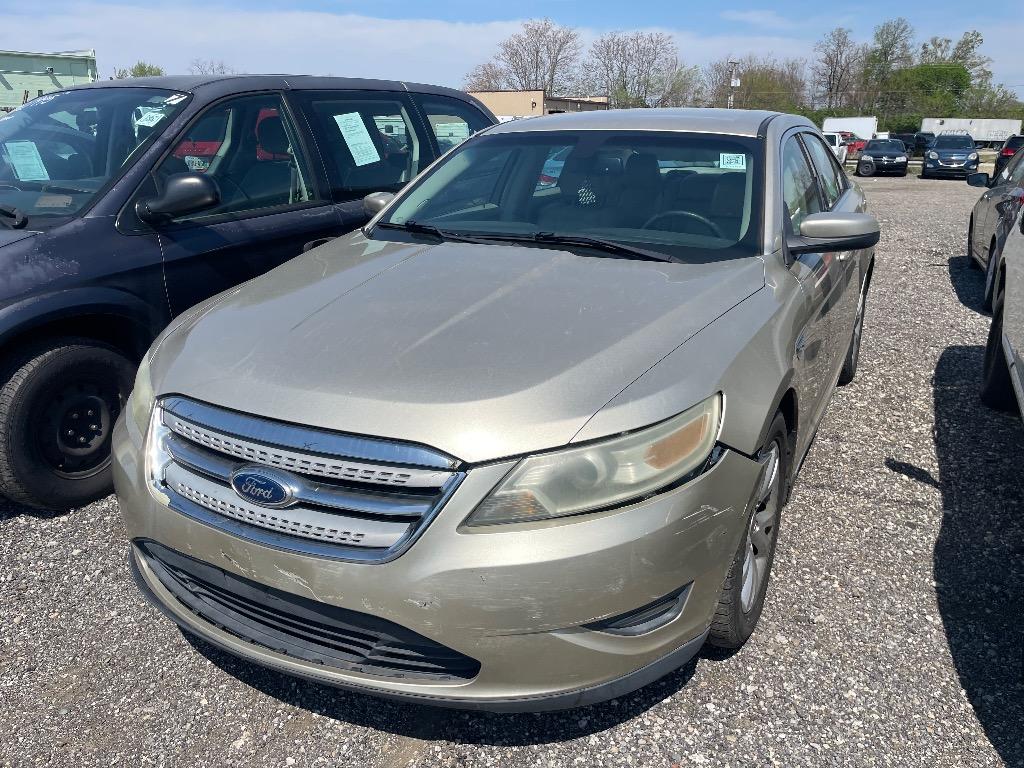 2011 Ford Taurus - $6,995