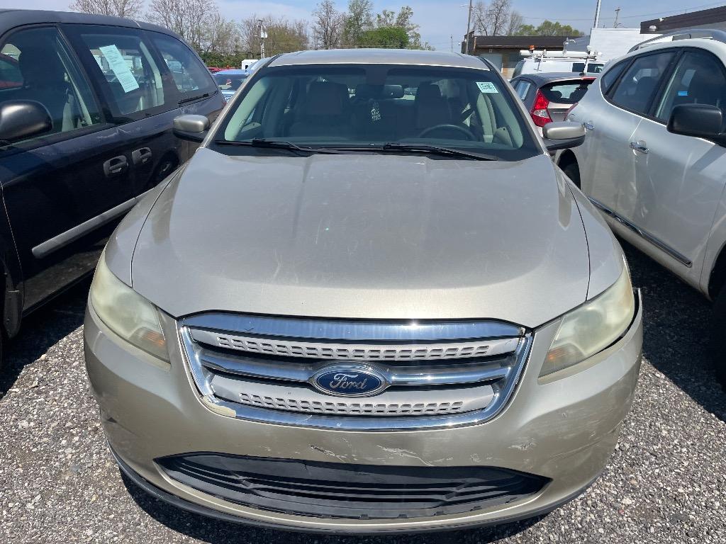 2011 Ford Taurus - $6,995