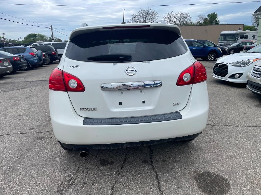 2011 Nissan Rogue S photo