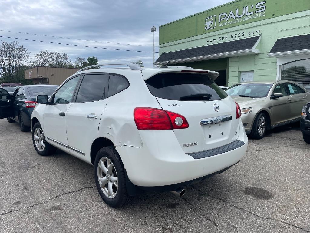 2011 Nissan Rogue S photo