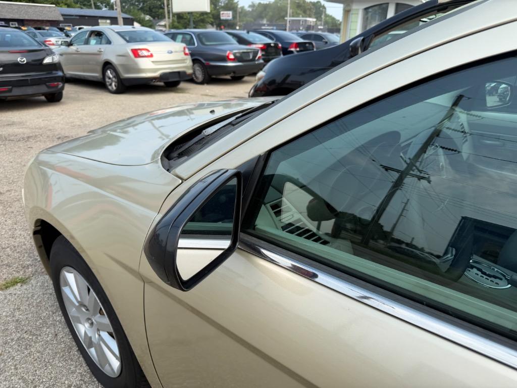 2010 Chrysler Sebring - $7,995