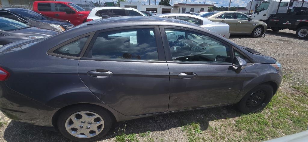 2014 Ford Fiesta - $7,500