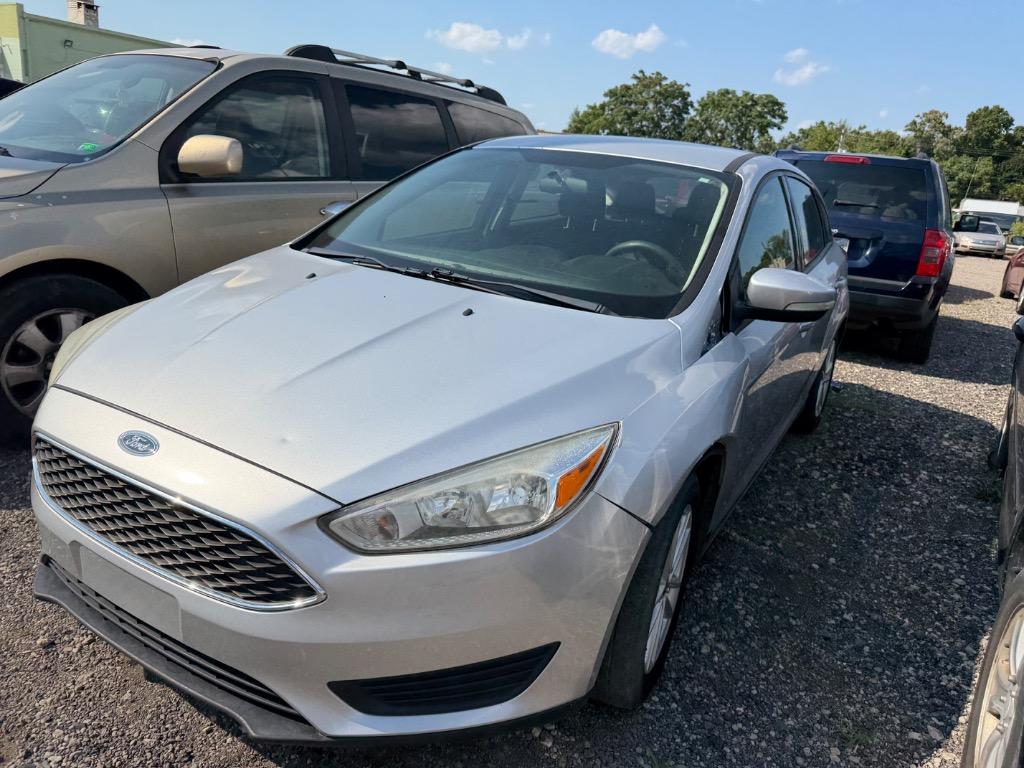2015 Ford Focus - $2,500