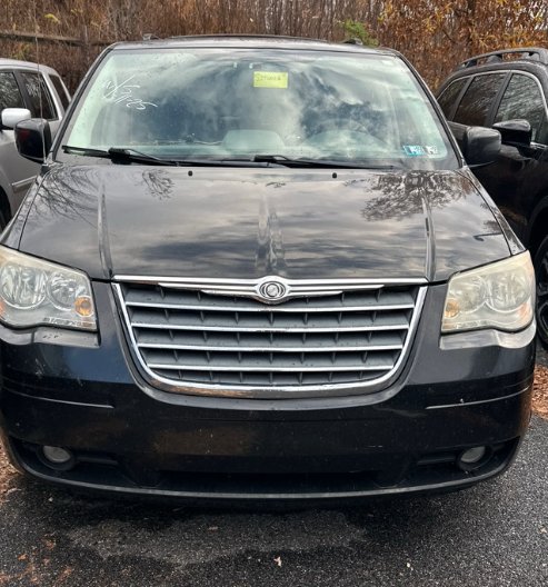 2010 Chrysler Town & Country Touring photo