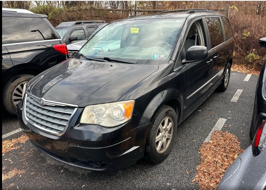 2010 Chrysler Town & Country Touring photo