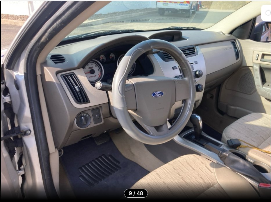 2010 Ford Focus SE photo
