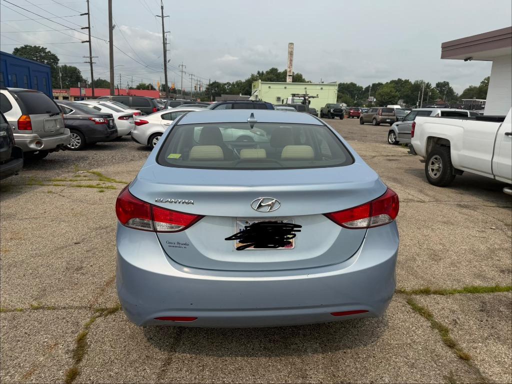 2012 Hyundai Elantra