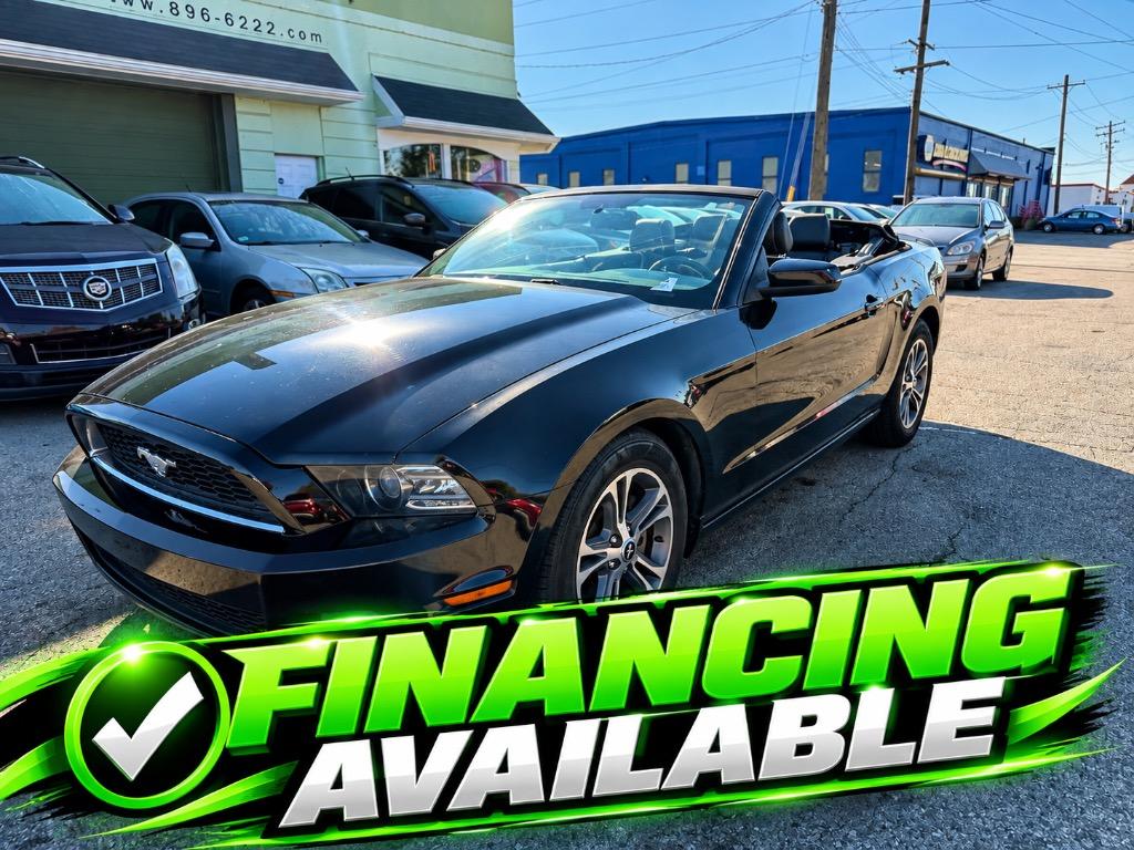 2013 Ford Mustang V6 Convertible