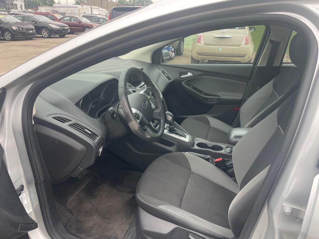 2014 Ford Focus SE photo