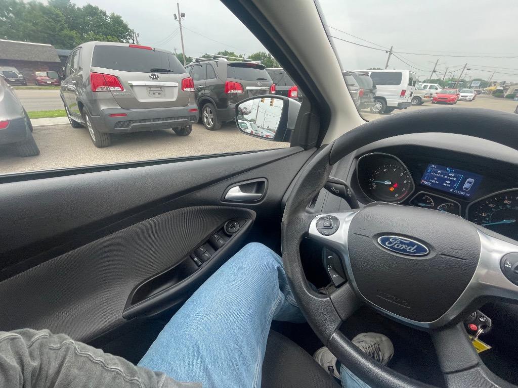 2014 Ford Focus SE photo
