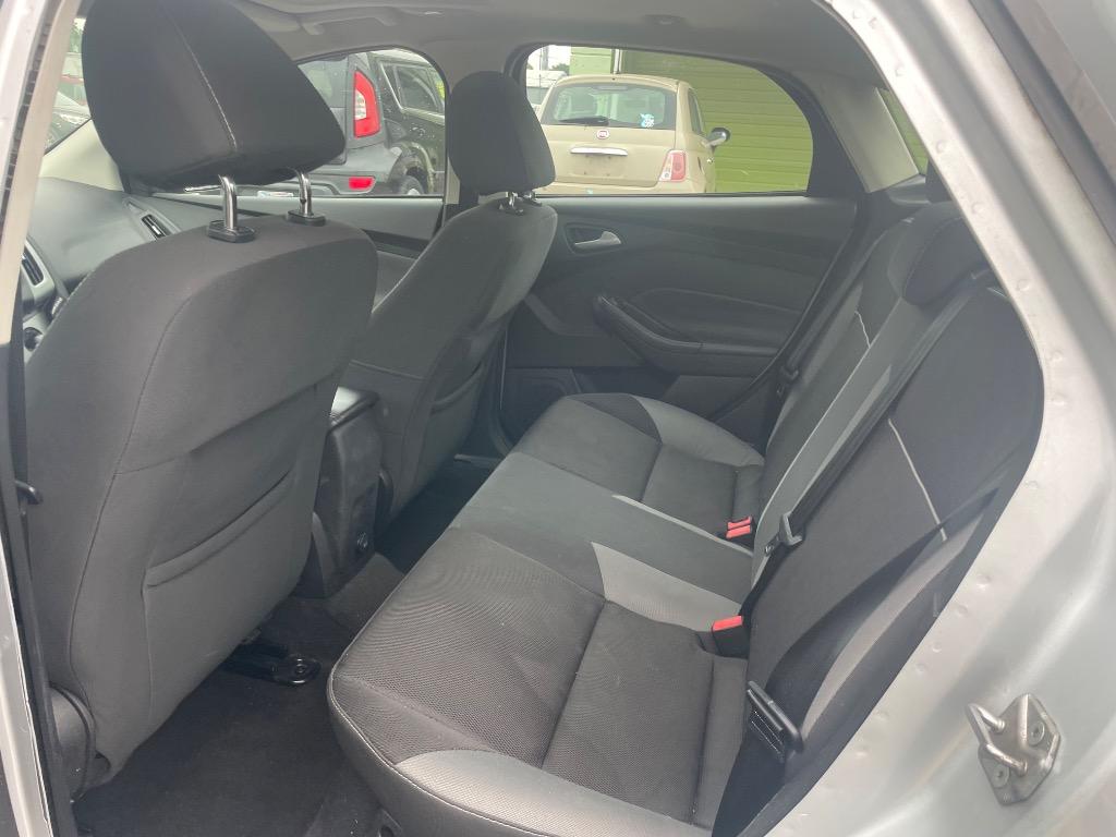 2014 Ford Focus SE photo