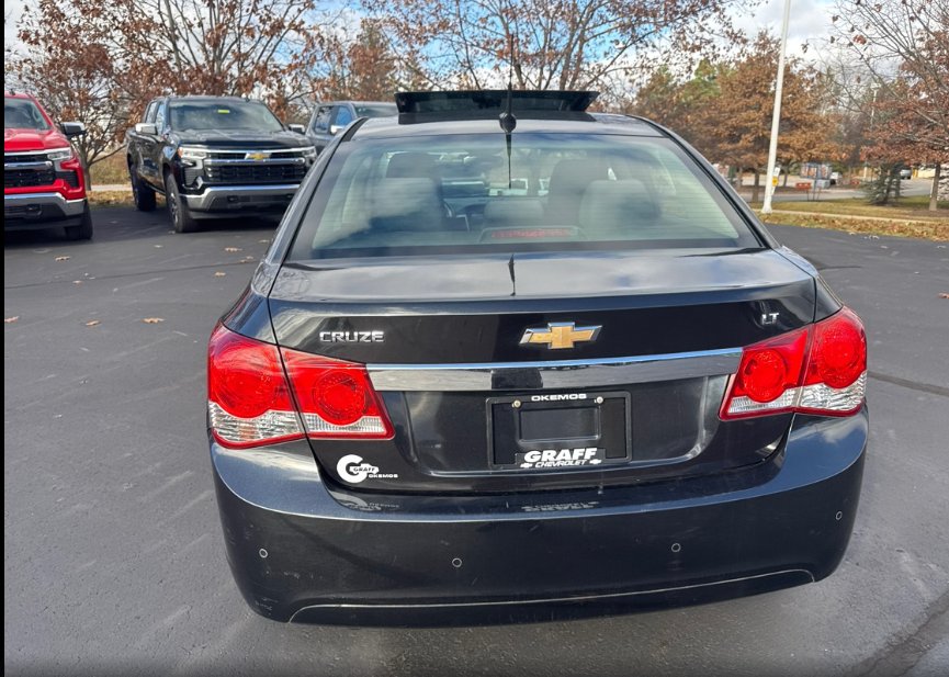2011 Chevrolet Cruze LT photo