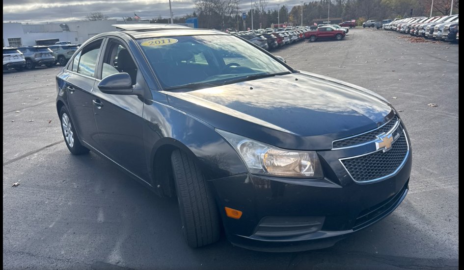 2011 Chevrolet Cruze LT photo