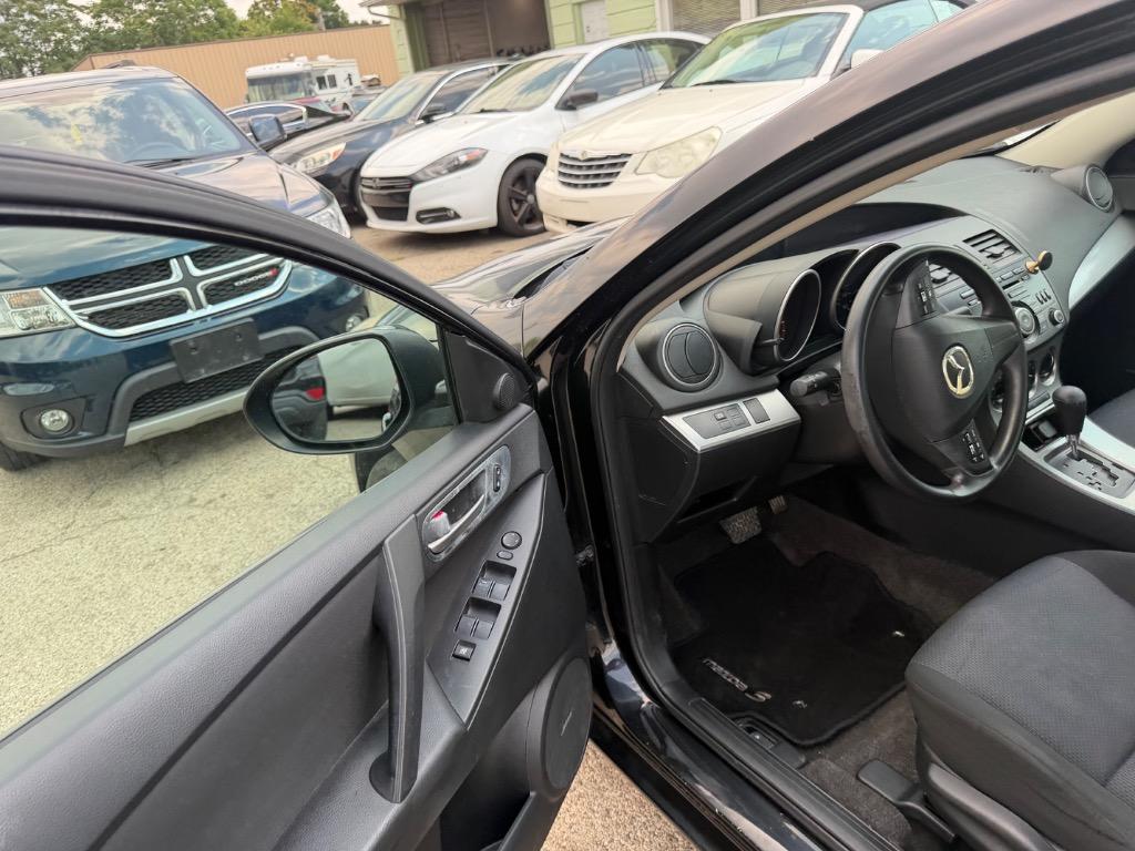 2010 MAZDA MAZDA3 - $6,995
