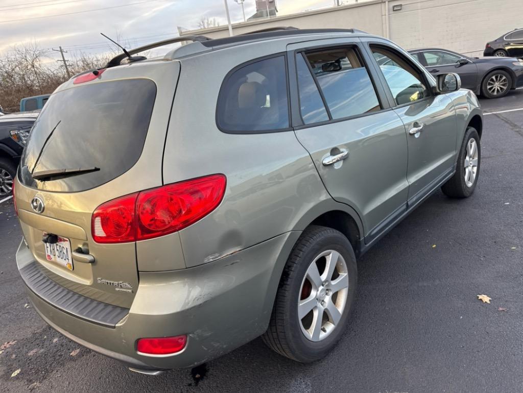 2009 Hyundai Santa Fe SE photo