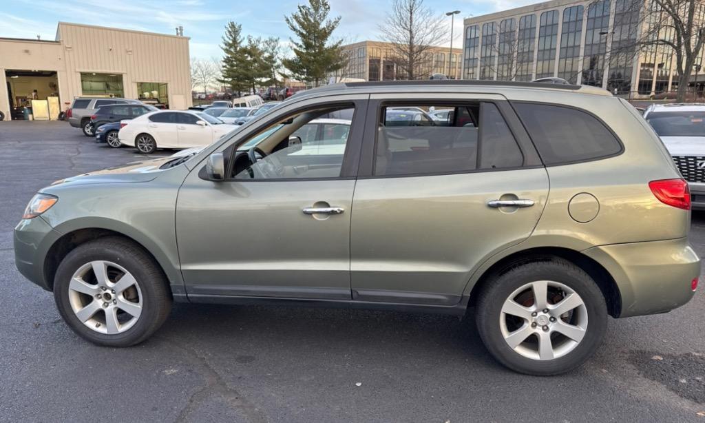 2009 Hyundai Santa Fe SE photo