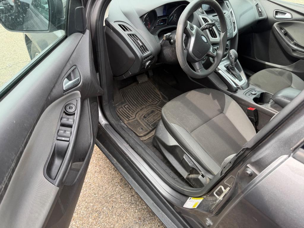 2013 Ford Focus - $7,995