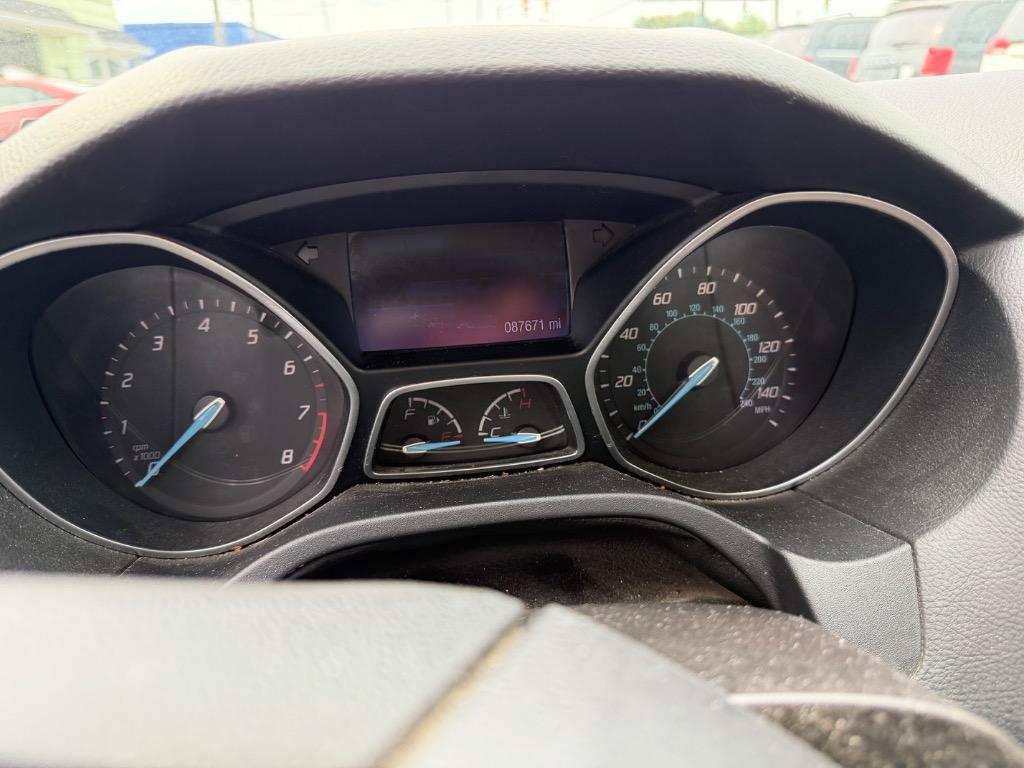 2013 Ford Focus - $7,995